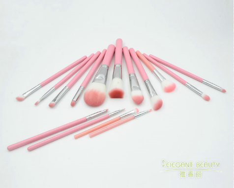 欧美蜜桃视频在线能用美妆蛋清洗液洗吗？